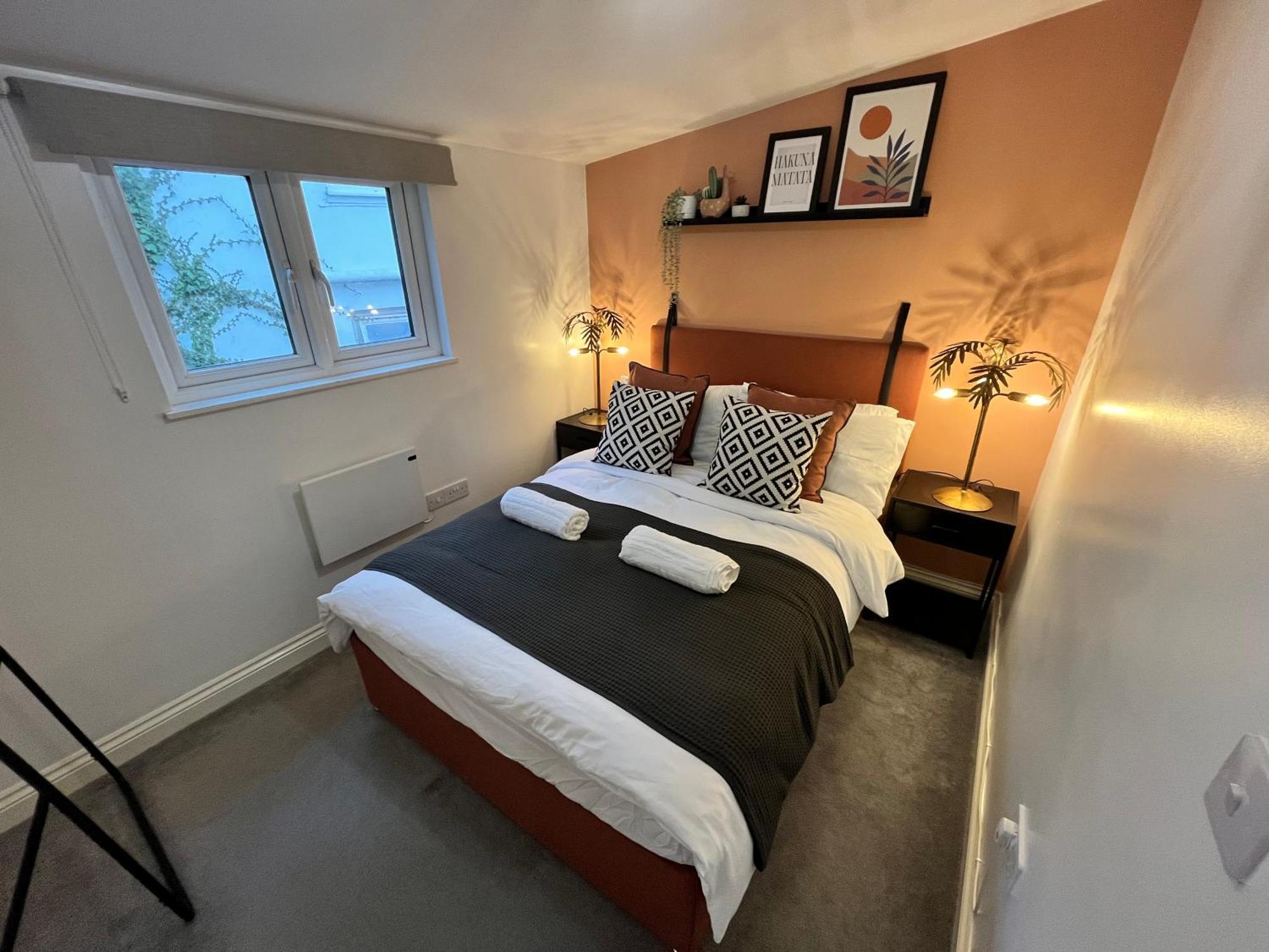 Heart Of By Harbourside, Perfect Location!