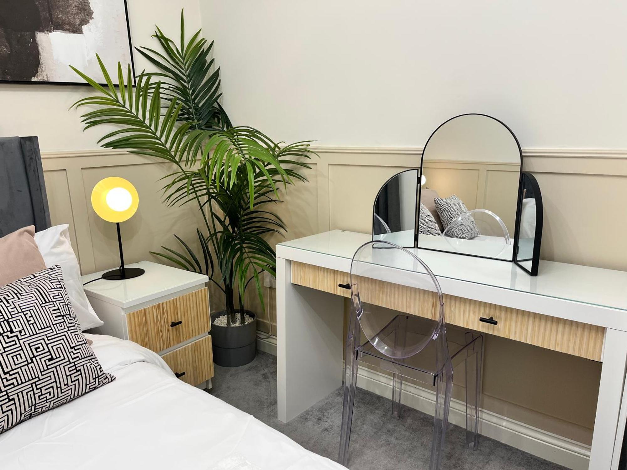 Heart Of By Harbourside, Perfect Location! Apartment